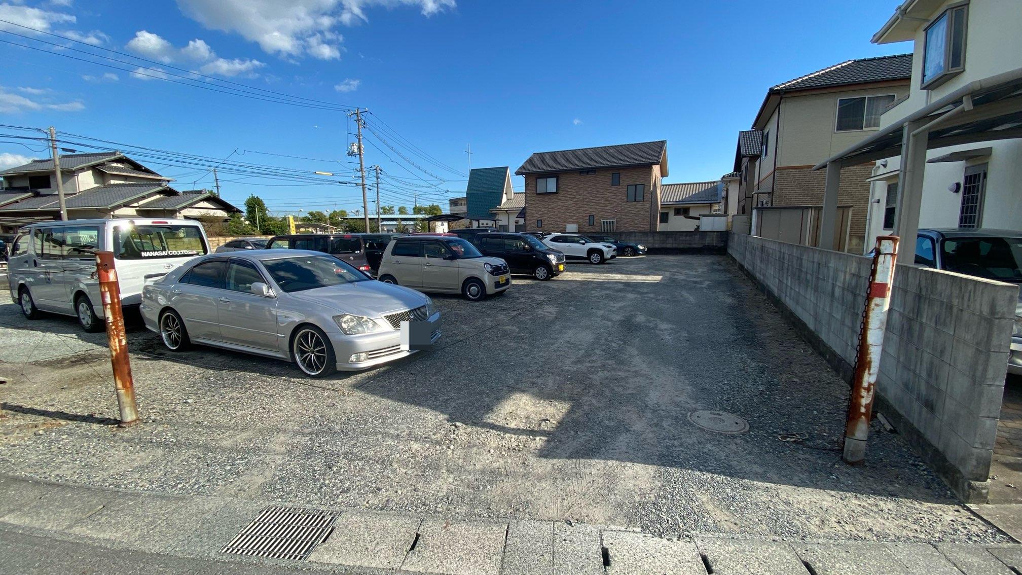 内田駐車場の外観・駐車場イメージ2枚目