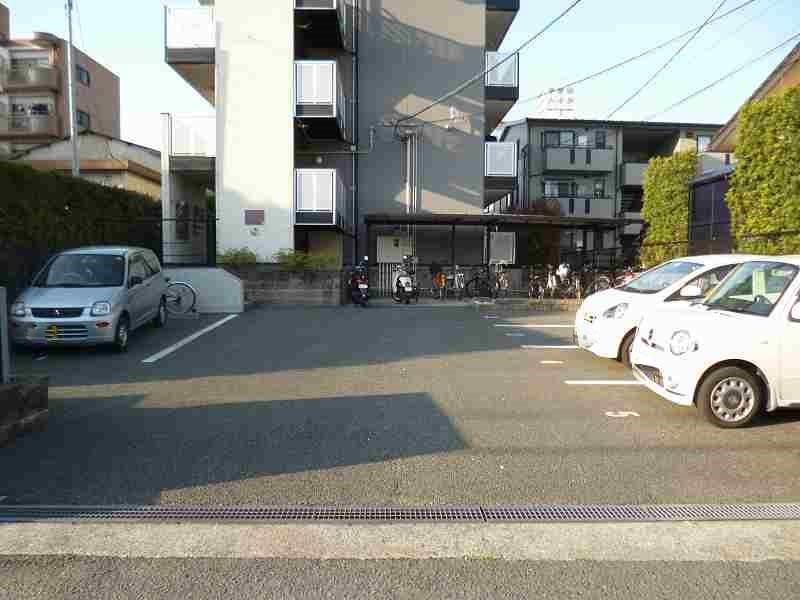 シマザキ(36689)の外観・駐車場イメージ1枚目