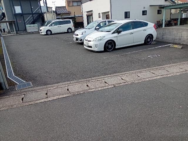 ＷＩＬＬⅡ(40501)の外観・駐車場イメージ1枚目