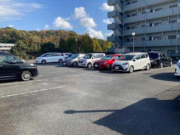 グランベルクパーキングの外観・駐車場イメージ1枚目