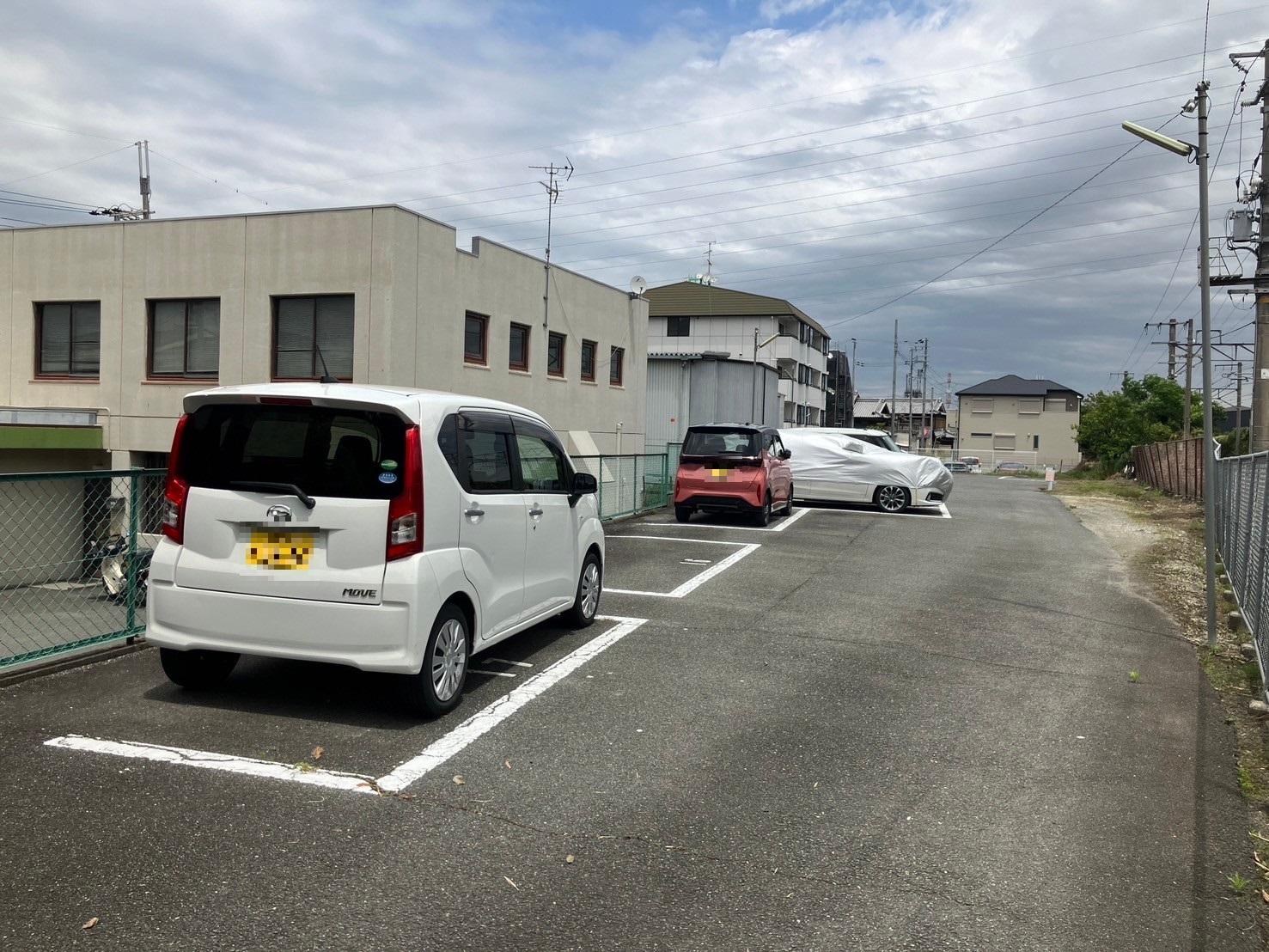 山根の道第二駐車場の外観・駐車場イメージ3枚目