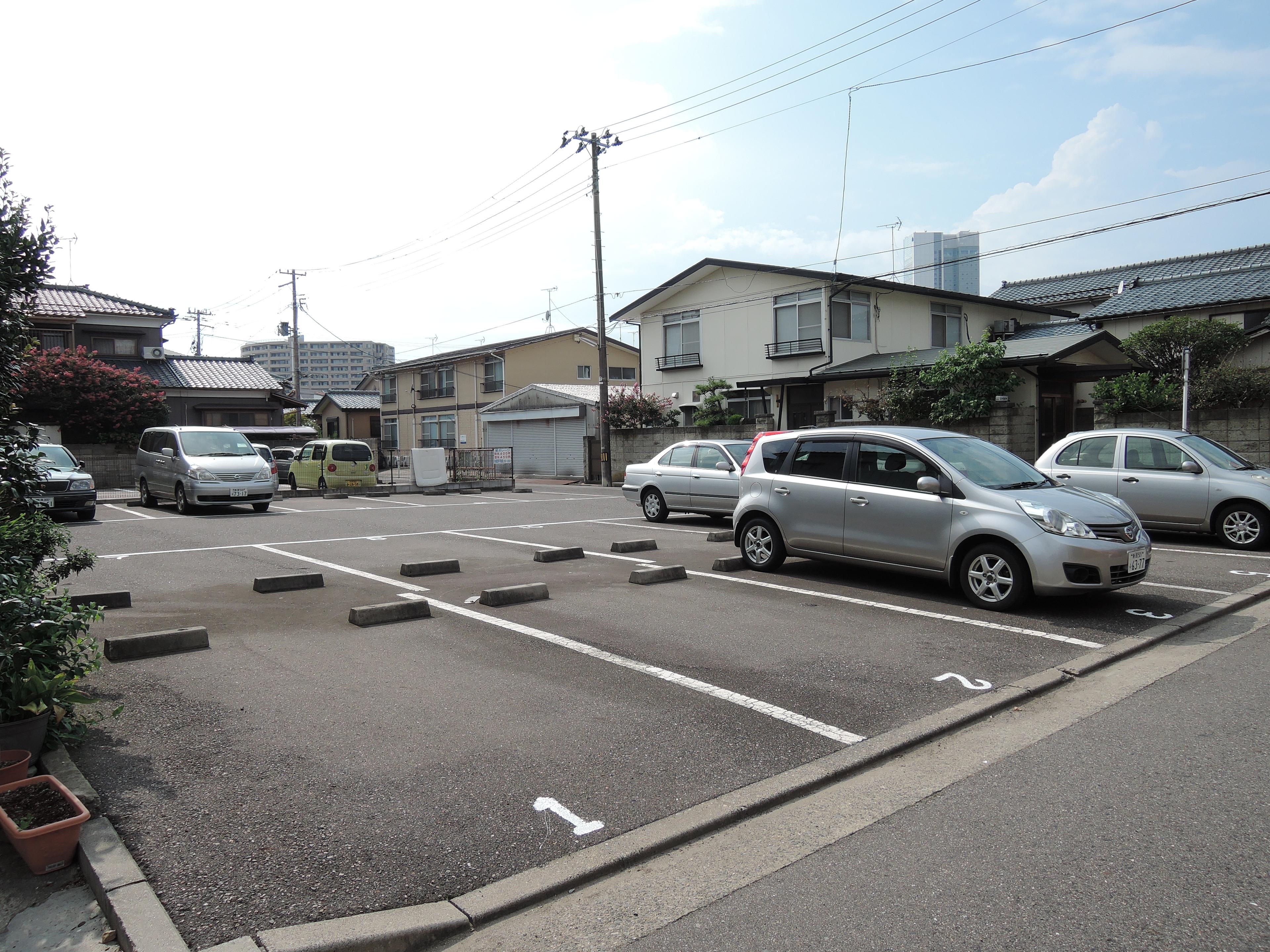 ひまわりパーキングの外観・駐車場イメージ1枚目