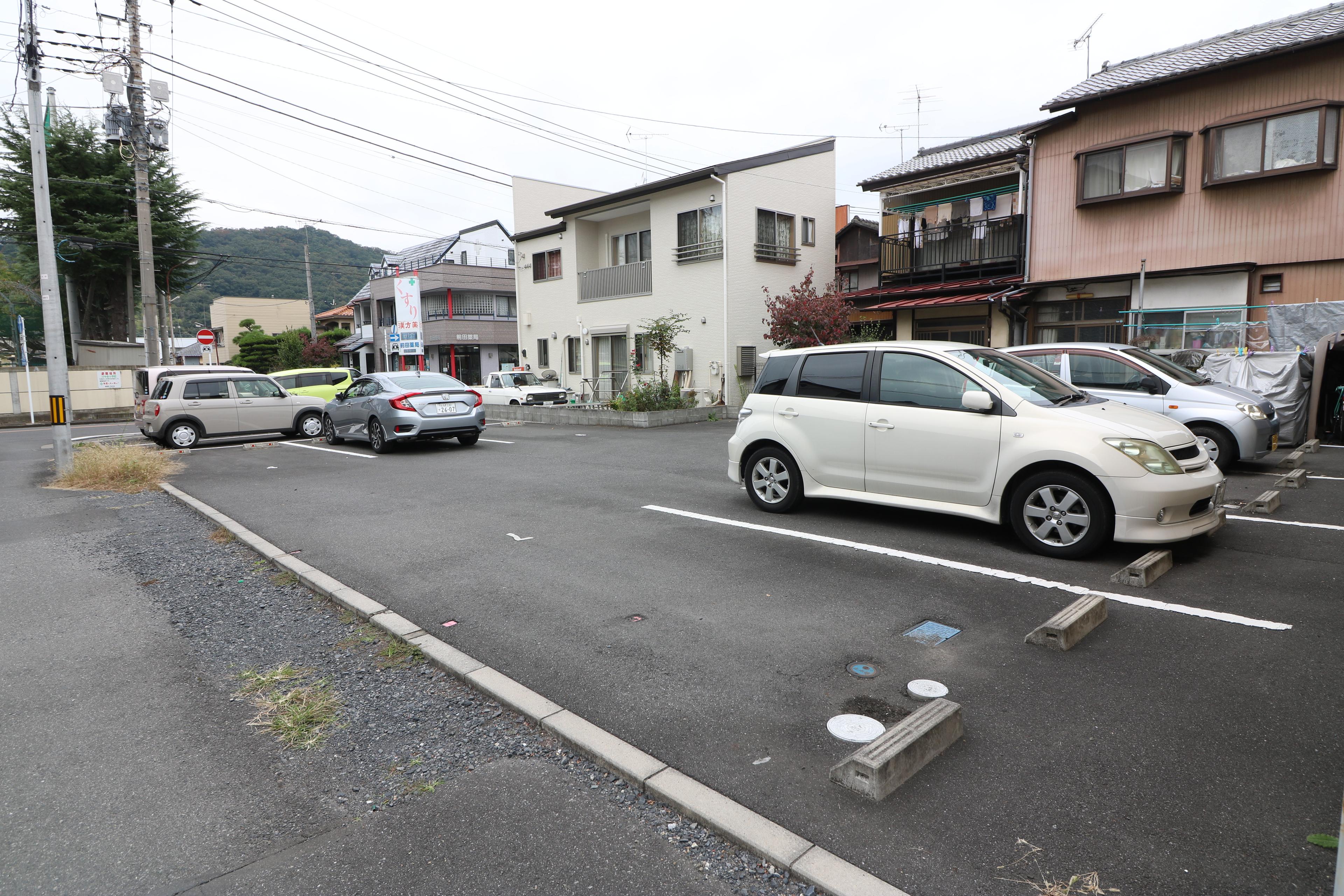 カーパーク柳原町の外観・駐車場イメージ3枚目