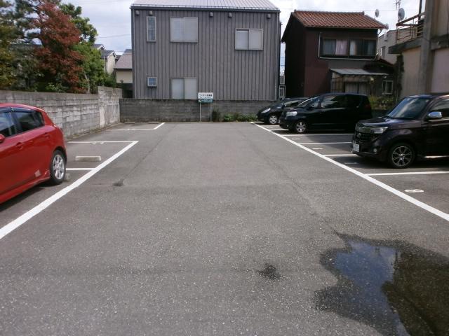 コスモス駐車場の外観・駐車場イメージ1枚目