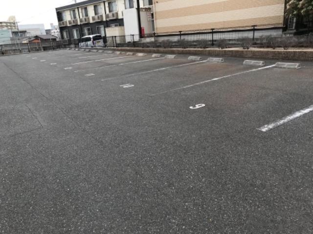 ヴィラ下富野(40680)の外観・駐車場イメージ2枚目