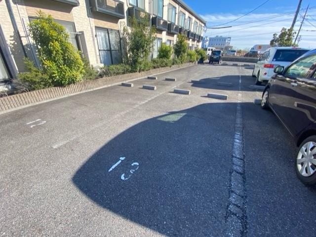 ステイブル(27042)の外観・駐車場イメージ1枚目