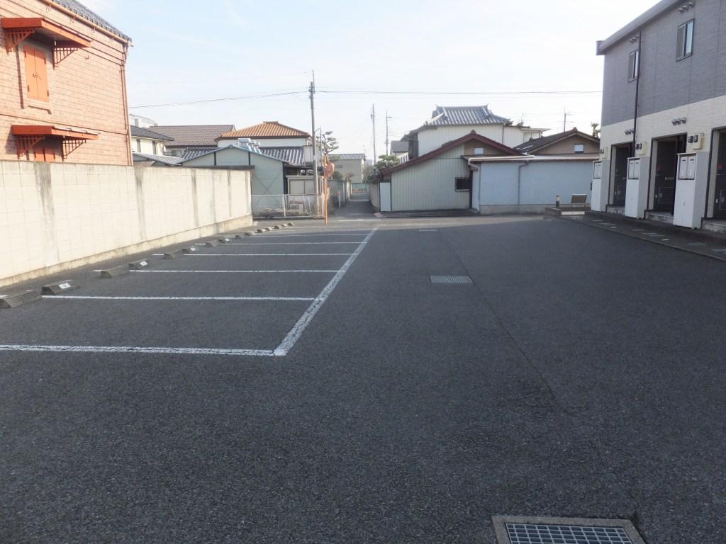 エバ３６Ｃ(30073)の外観・駐車場イメージ1枚目