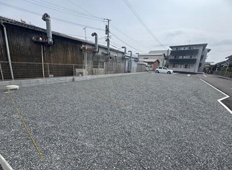 小郡中町月極駐車場の外観・駐車場イメージ3枚目