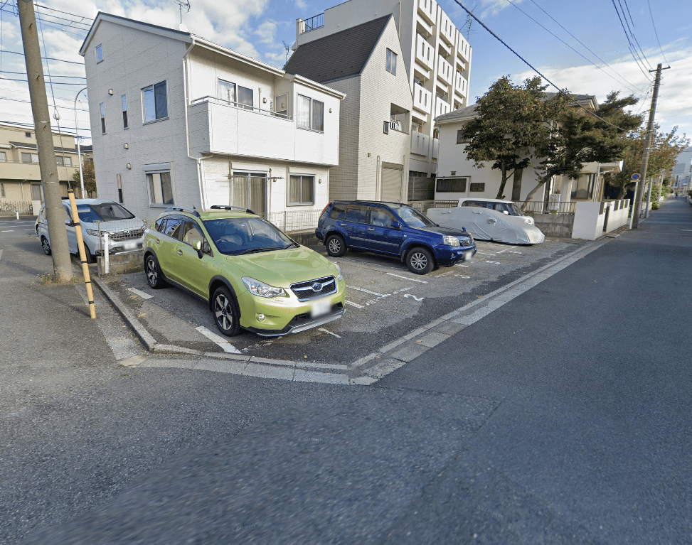 紅茂松波１丁目駐車場の外観・駐車場イメージ1枚目
