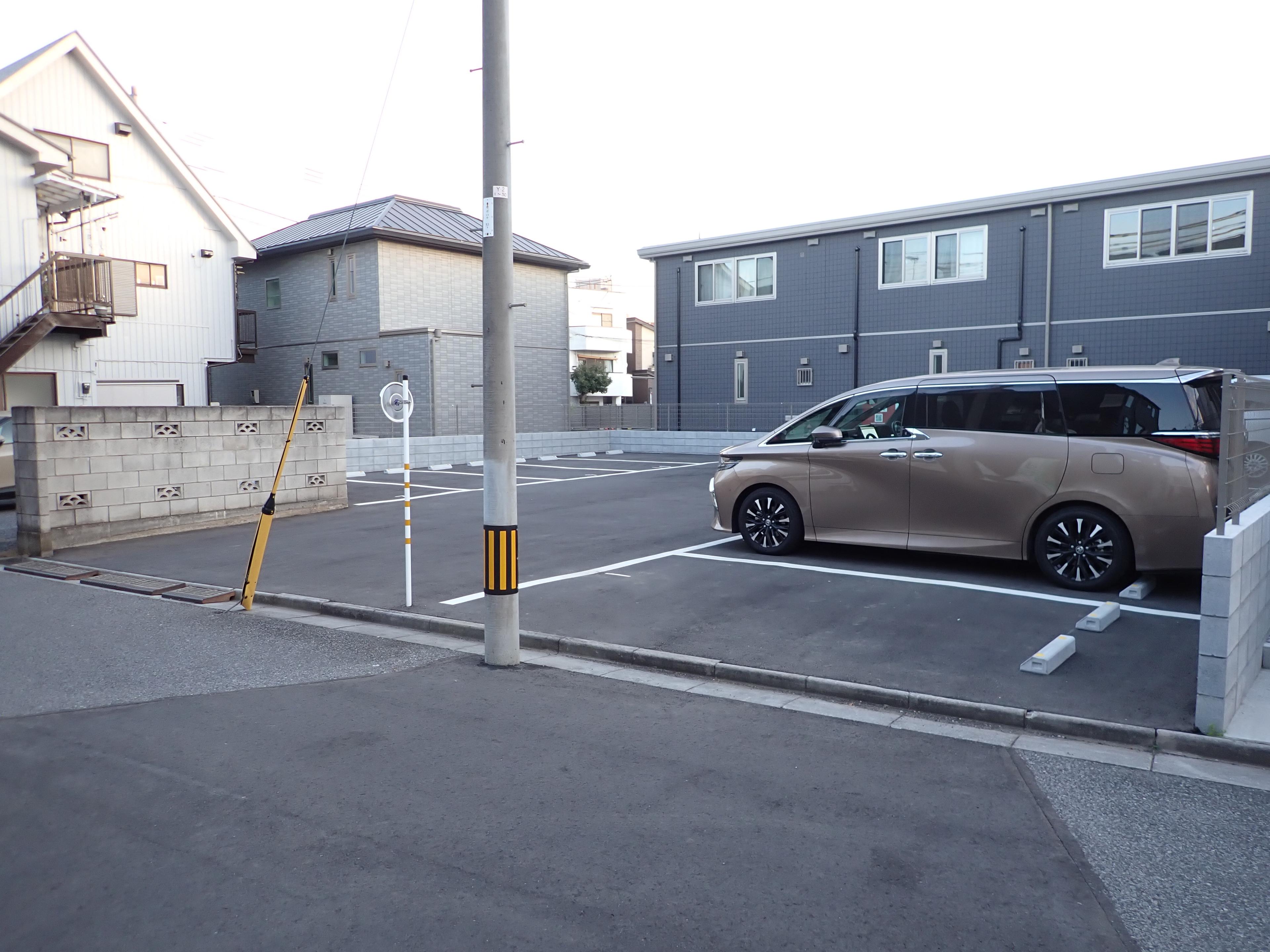 月極駐車場No.028の外観・駐車場イメージ2枚目