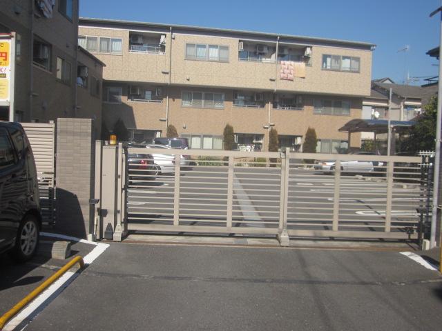 伊藤駐車場（大森東４）の外観・駐車場イメージ1枚目