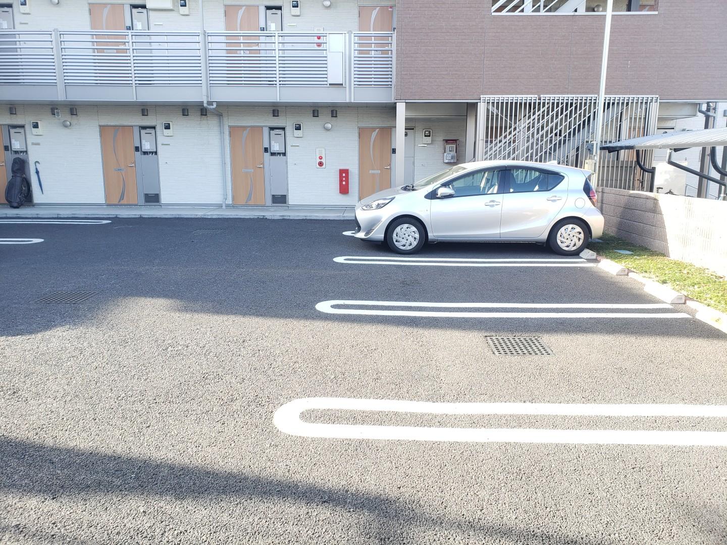 クレイノＴｅｒａ(56200)の外観・駐車場イメージ1枚目