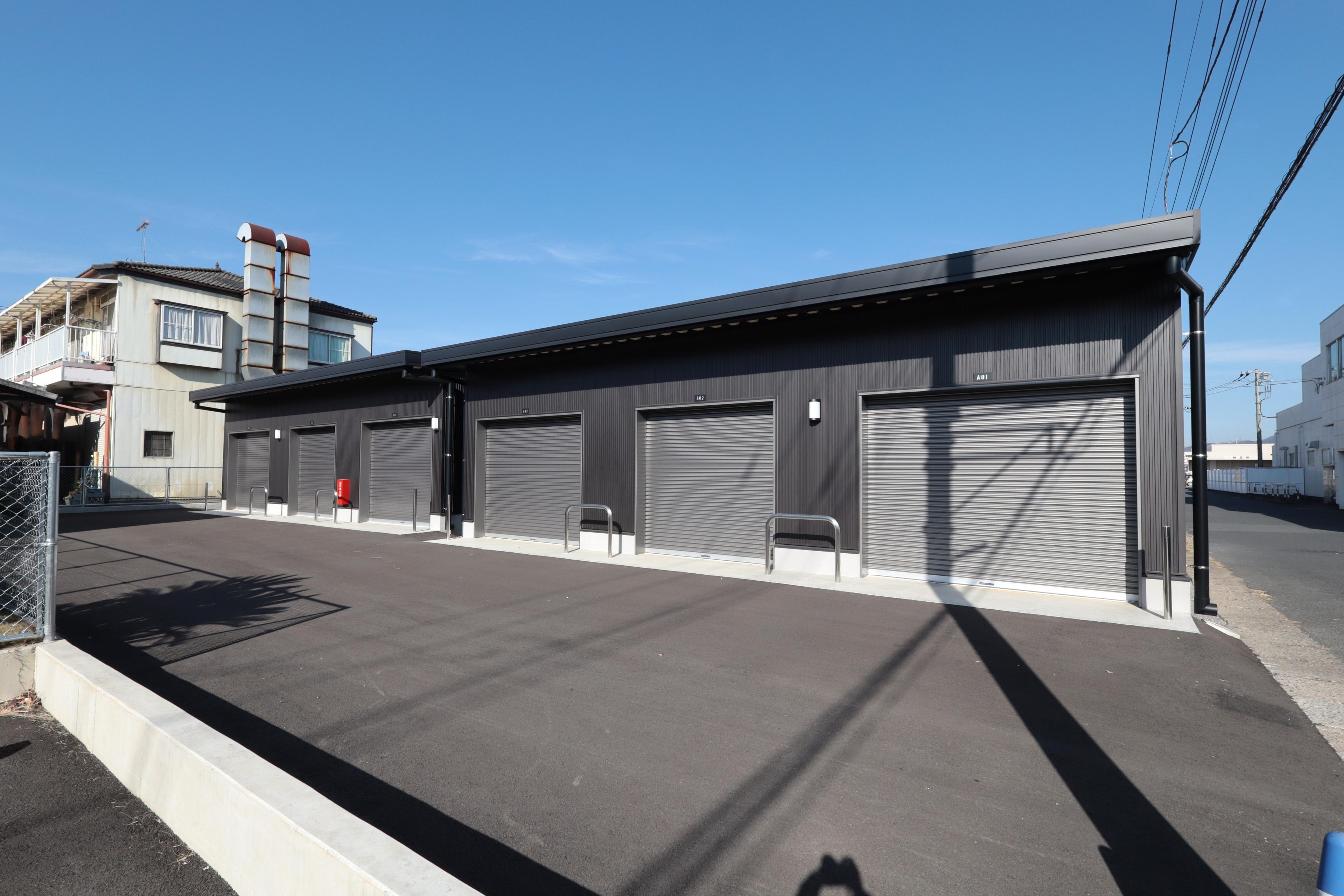 レンタルガレージ　助戸町TDの外観・駐車場イメージ2枚目