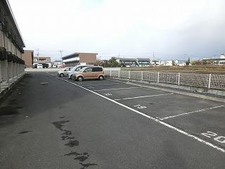 パッション(24651)の外観・駐車場イメージ1枚目