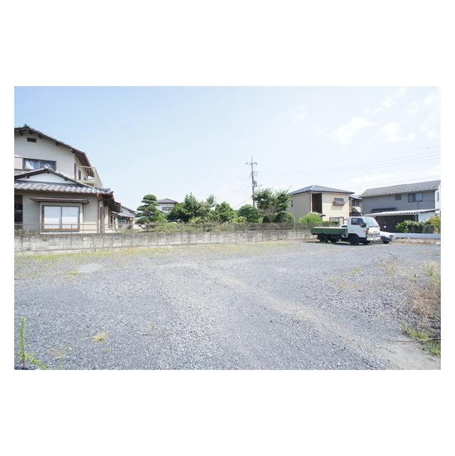 石川桑名パーキング３の外観・駐車場イメージ1枚目