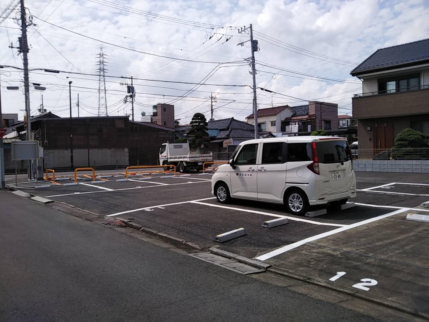 磯貝駐車場の外観・駐車場イメージ3枚目
