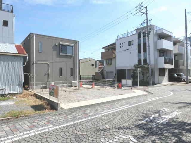 ワイズ・泉 第2駐車場の外観・駐車場イメージ1枚目