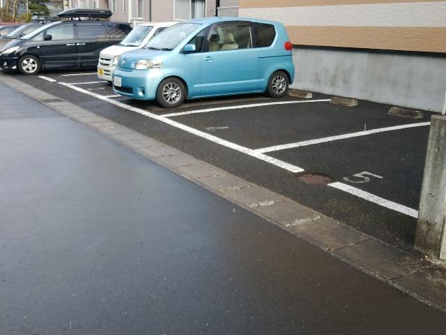 黒松(34291)の外観・駐車場イメージ1枚目