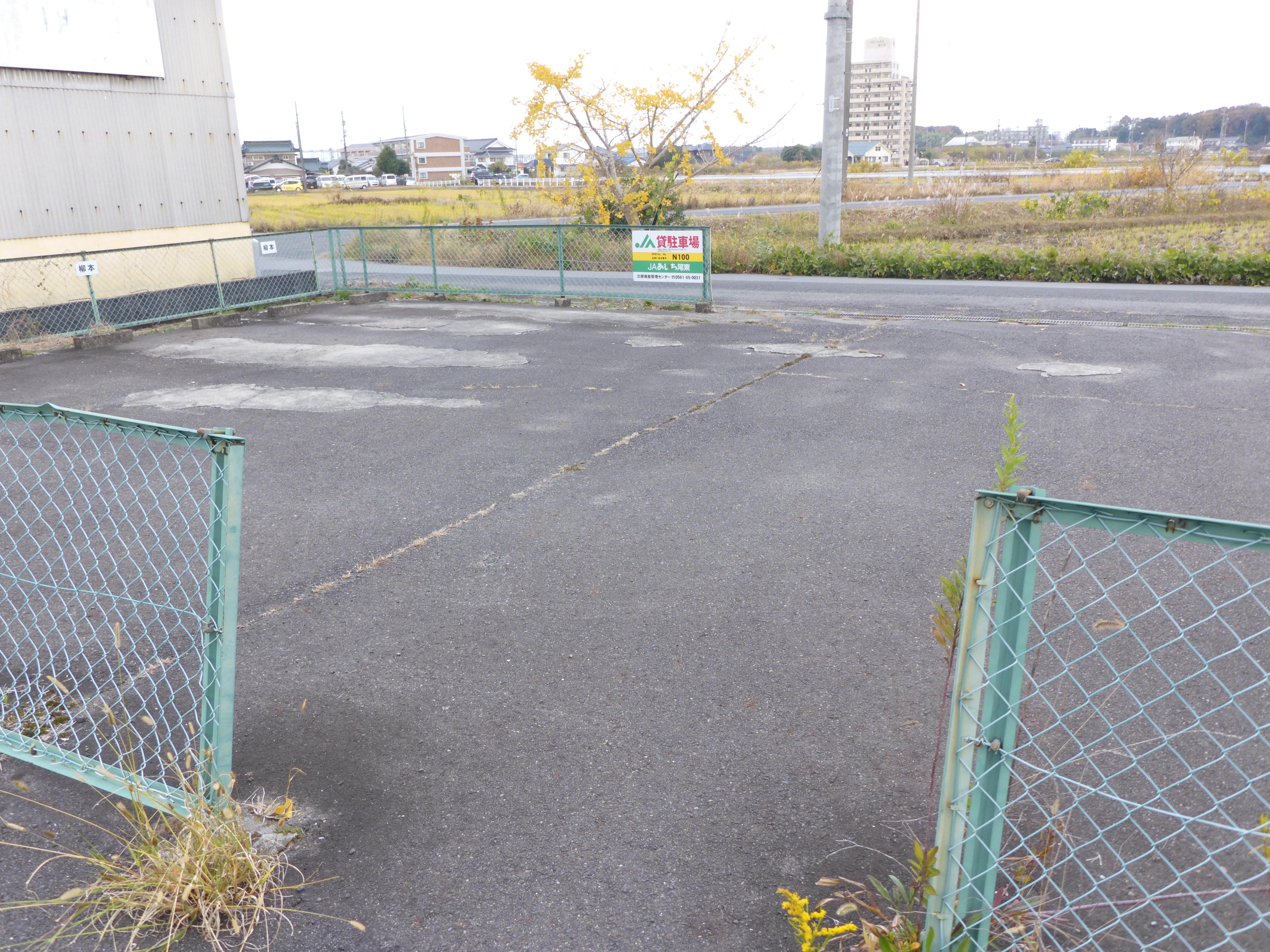 塚本駐車場の外観・駐車場イメージ3枚目