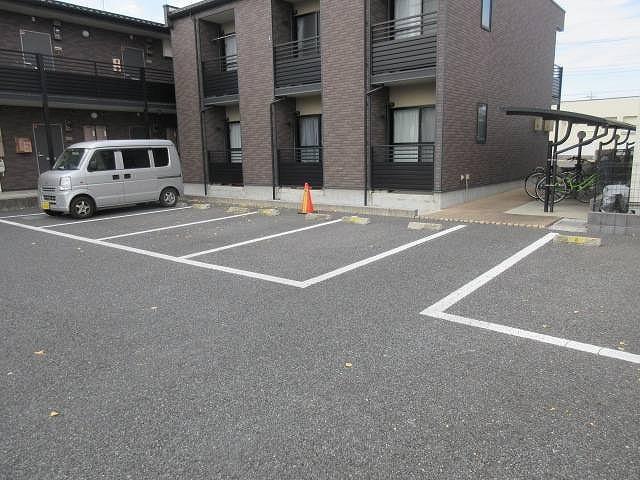 セルクル(52864)の外観・駐車場イメージ1枚目