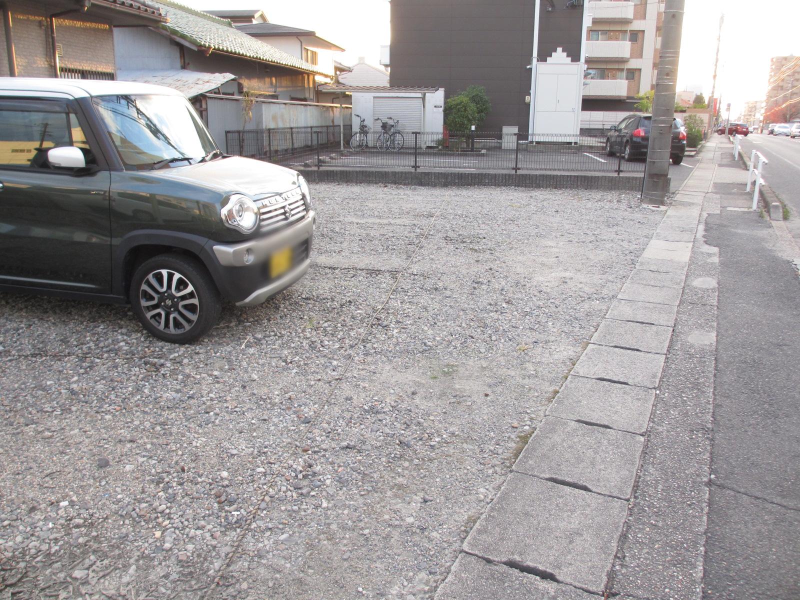 三郷町角田(浅井)駐車場の外観・駐車場イメージ1枚目