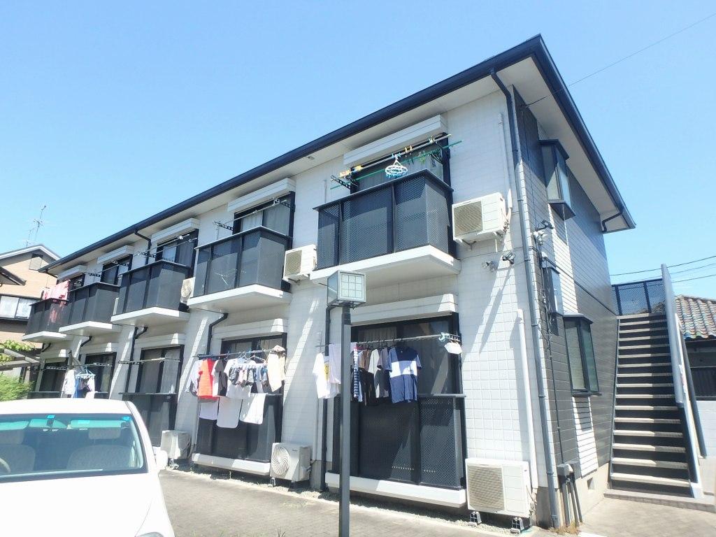 岡町西山ハイツ敷地内駐車場の外観・駐車場イメージ1枚目