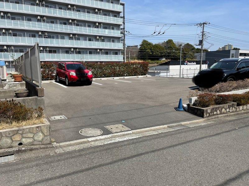 はるひ野5-1-4駐車場の外観・駐車場イメージ2枚目