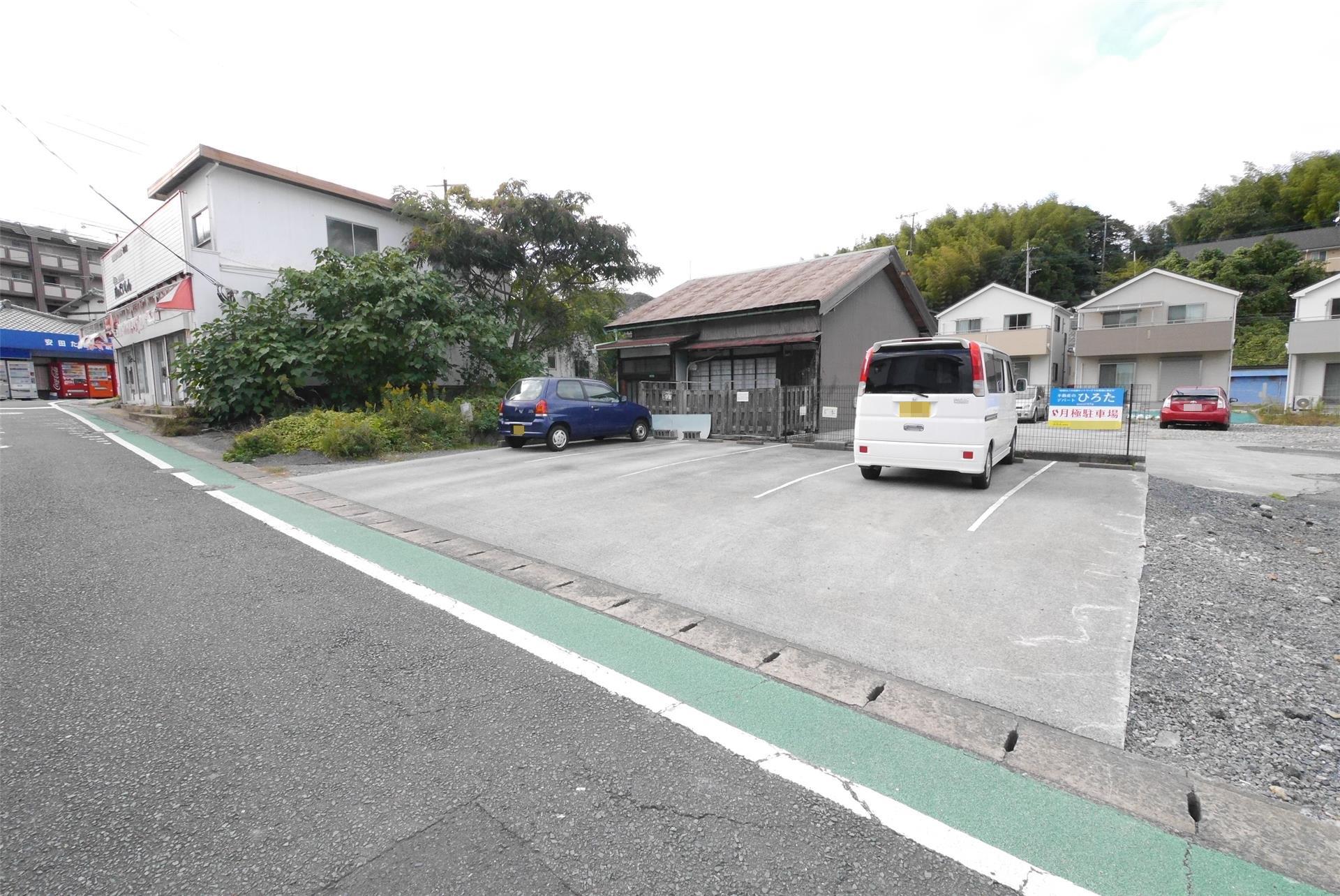 ジョイフル中畑町駐車場の外観・駐車場イメージ1枚目