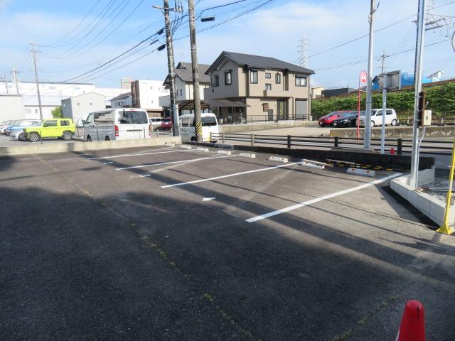 往還通116番　駐車場の外観・駐車場イメージ2枚目
