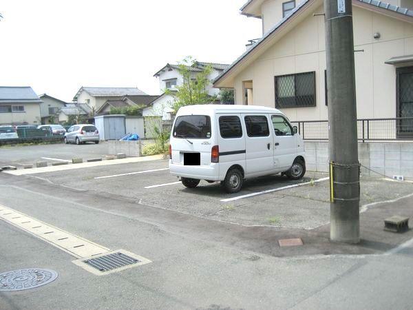 国府第1駐車場の外観・駐車場イメージ3枚目