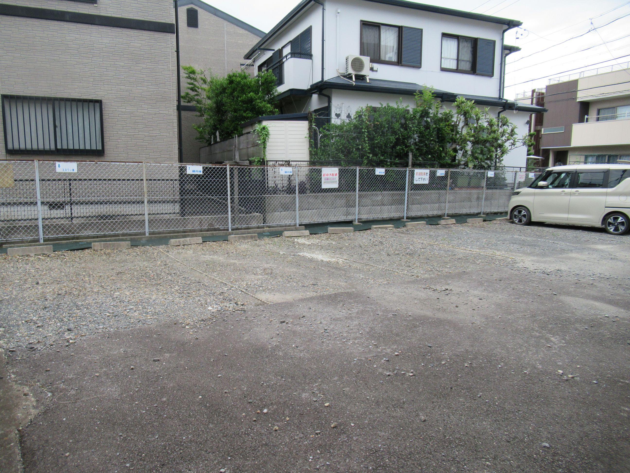 法華西町第6駐車場の外観・駐車場イメージ3枚目