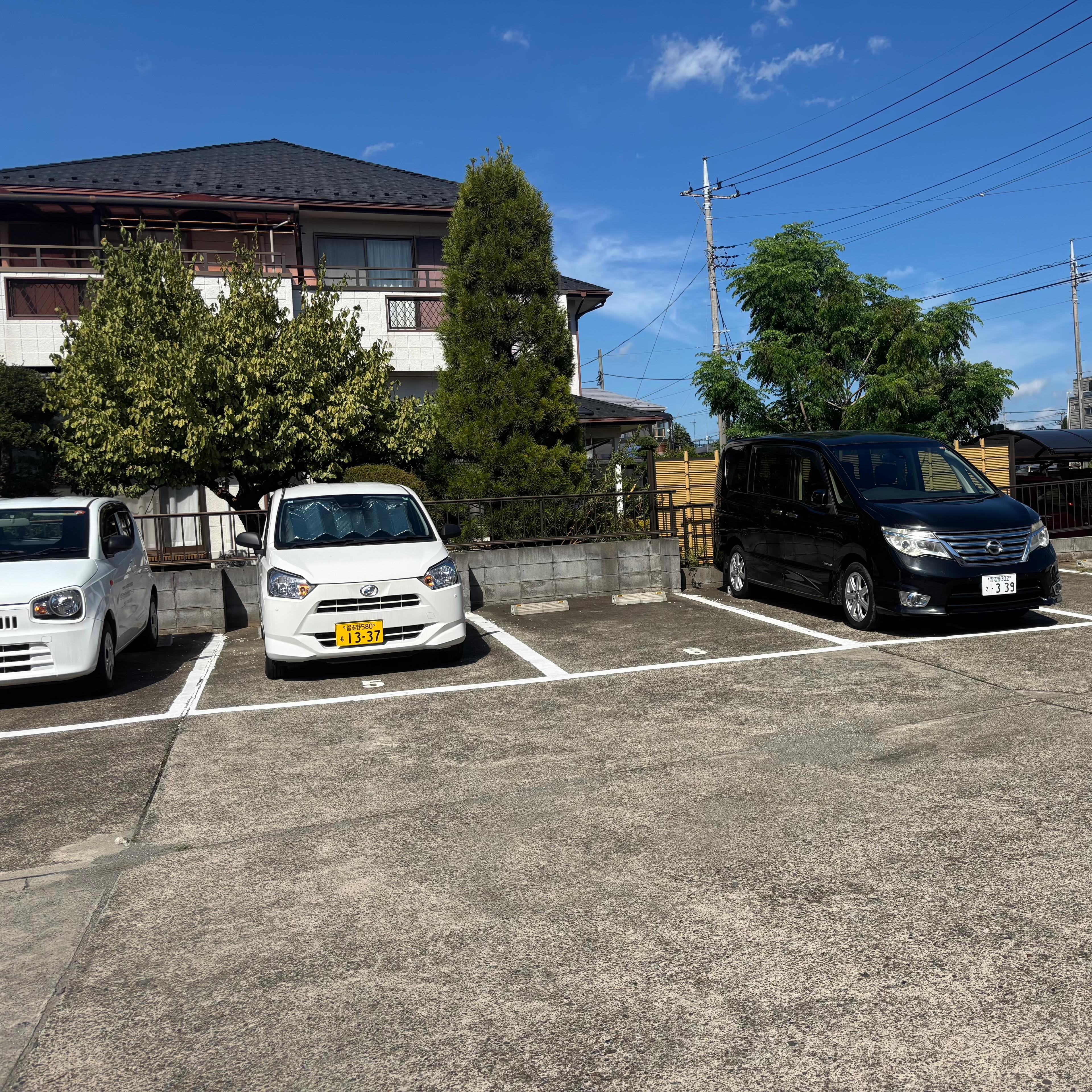 レーベンハイム駐車場の外観・駐車場イメージ2枚目