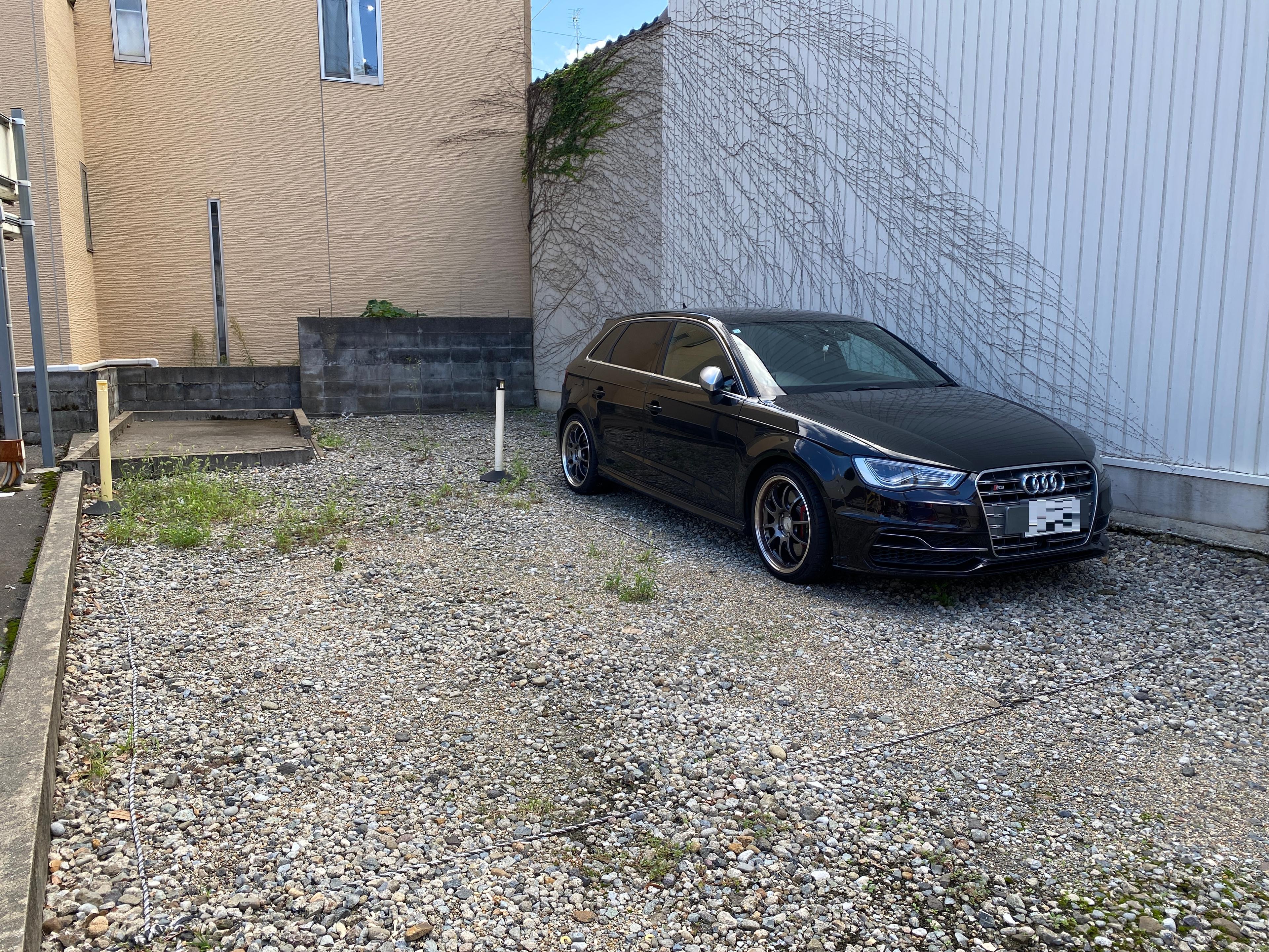 エフ月極パーキング笠市の外観・駐車場イメージ2枚目