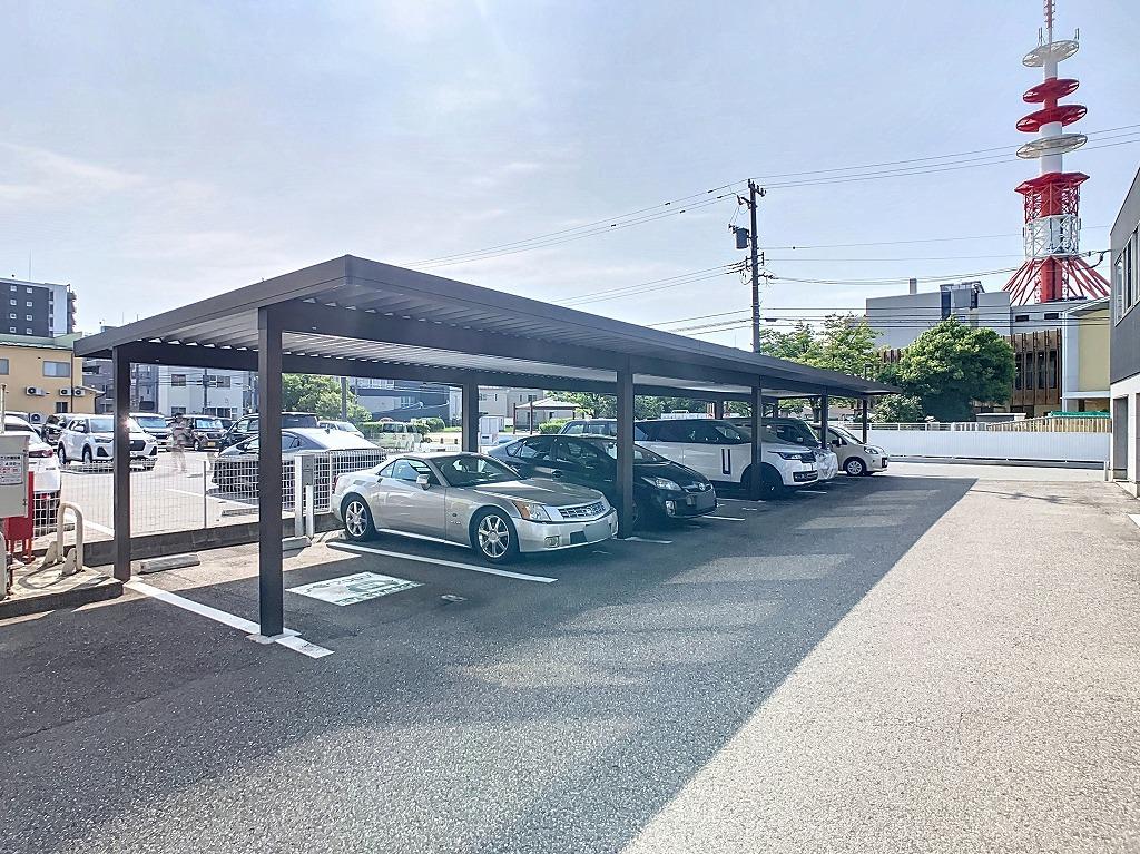 ＲＯＺＡ　月極駐車場の外観・駐車場イメージ2枚目