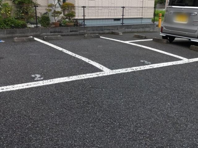 フォンターナ(27205)の外観・駐車場イメージ1枚目