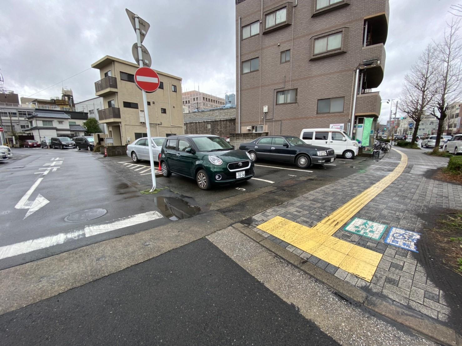 大津倉庫住吉町第一駐車場の外観・駐車場イメージ1枚目