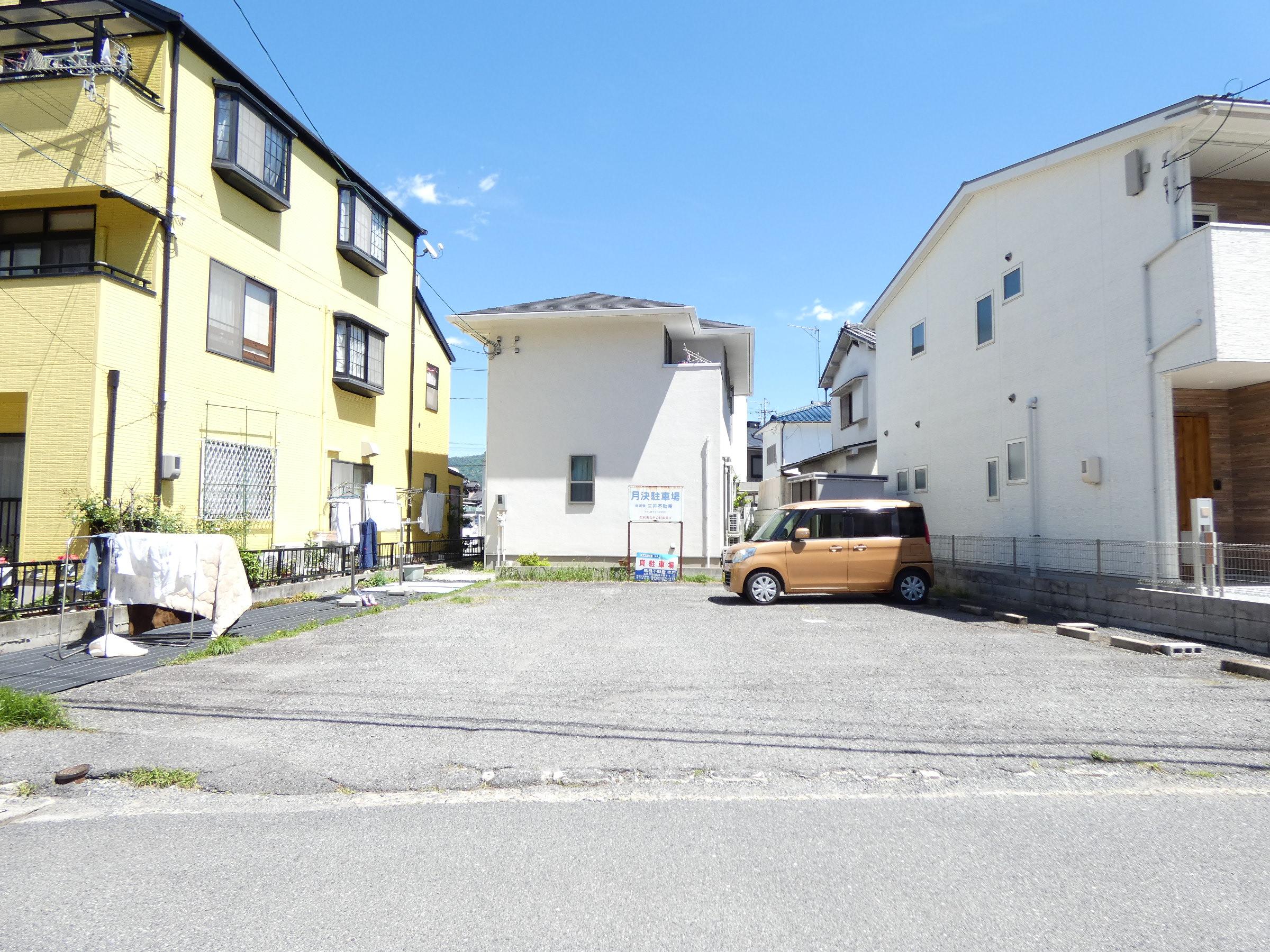 片山駐車場の外観・駐車場イメージ1枚目