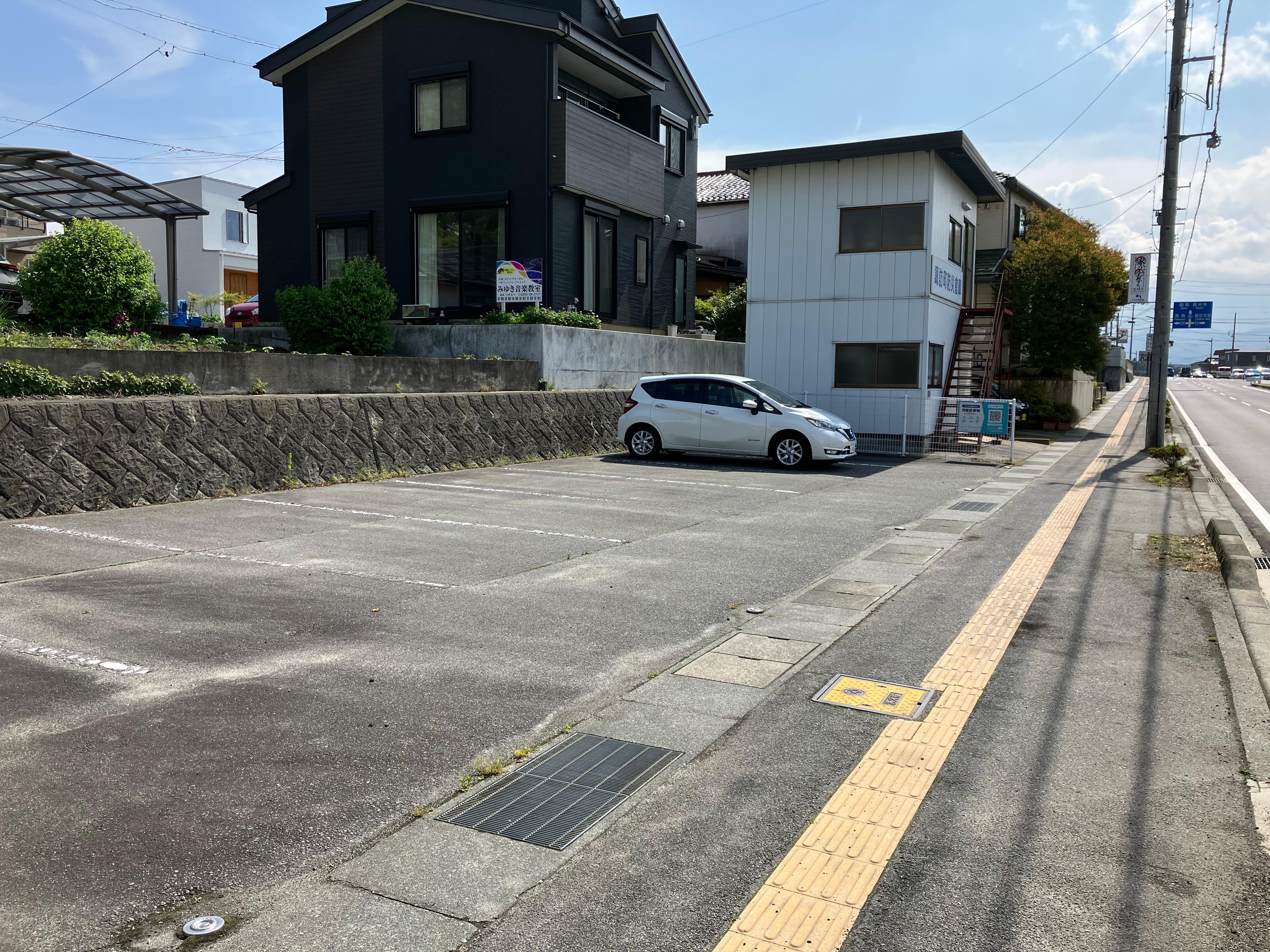 諏訪町駐車場の外観・駐車場イメージ3枚目