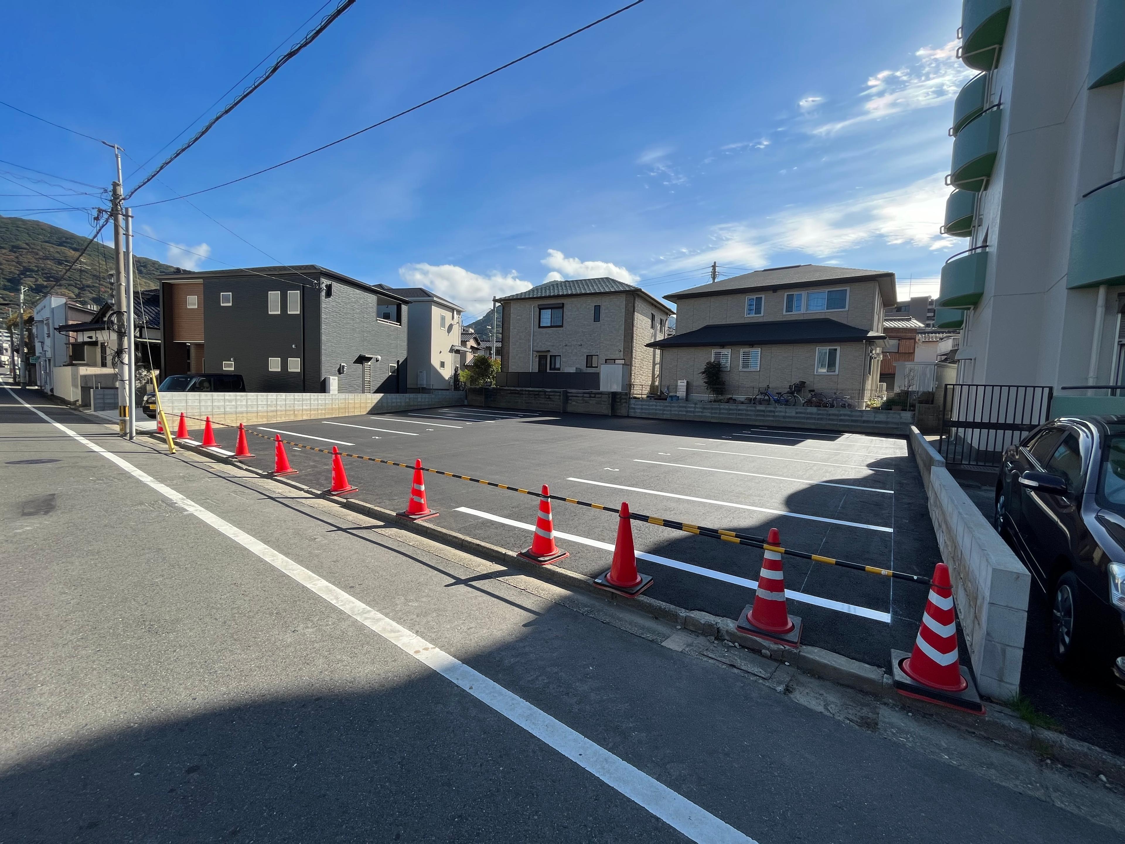 上富野二丁目駐車場の外観・駐車場イメージ1枚目