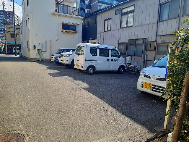 みどりガレージの外観・駐車場イメージ2枚目
