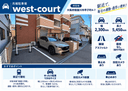 west-courtの駐車場