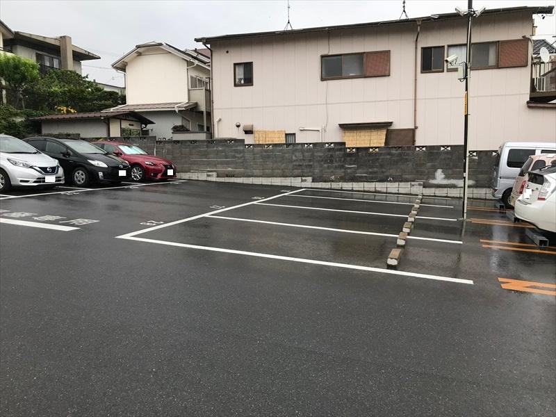 上山町３丁目の外観・駐車場イメージ1枚目