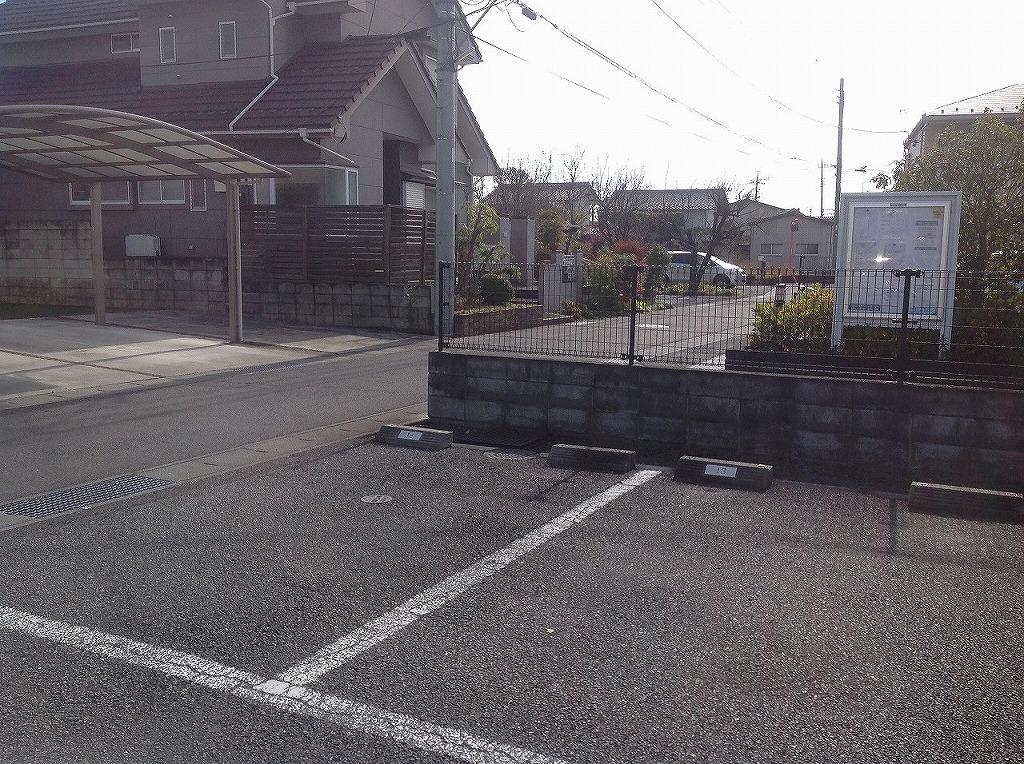 下小鳥Ａ(22739)の外観・駐車場イメージ1枚目