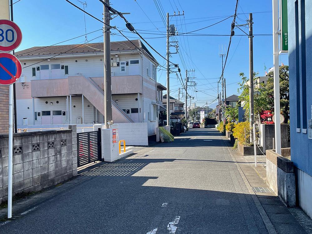 上鶴間本町１丁目駐車場の外観・駐車場イメージ3枚目
