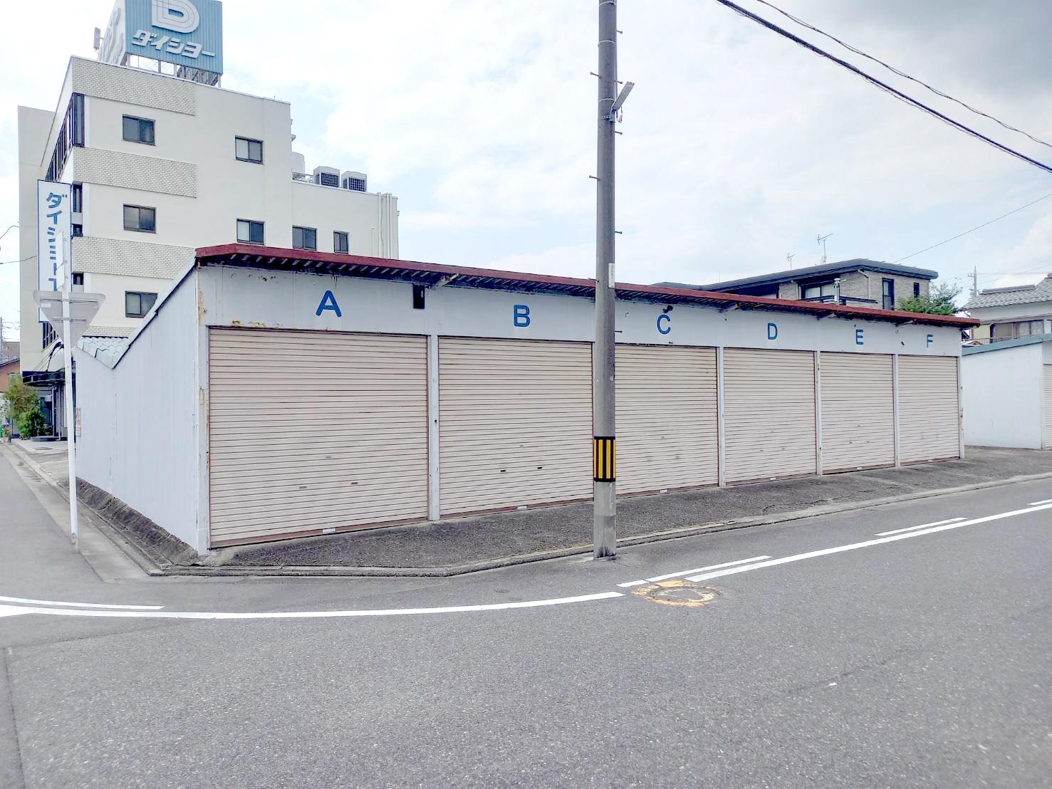 ピュア・音羽第一駐車場貸ガレージの外観・駐車場イメージ2枚目