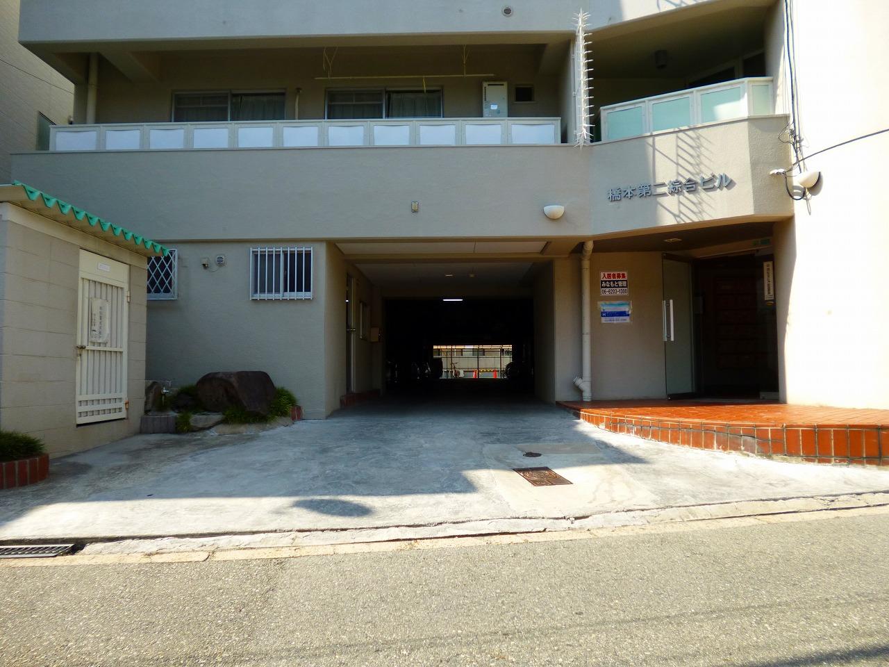 橋本第二綜合ビルの外観・駐車場イメージ1枚目