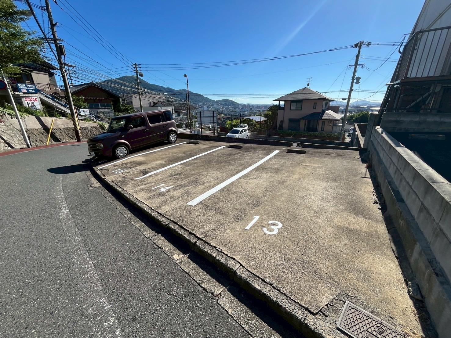 枝光星和駐車場の外観・駐車場イメージ3枚目