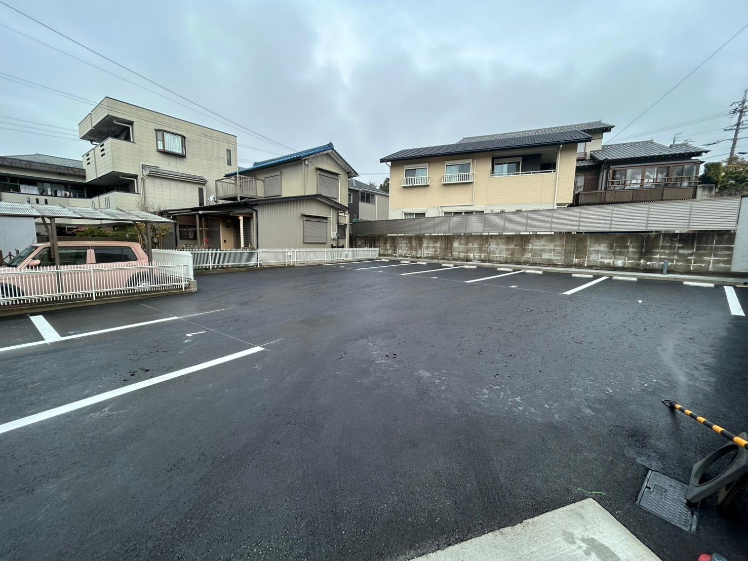 ＡＯＮ２３３パーキングの外観・駐車場イメージ1枚目