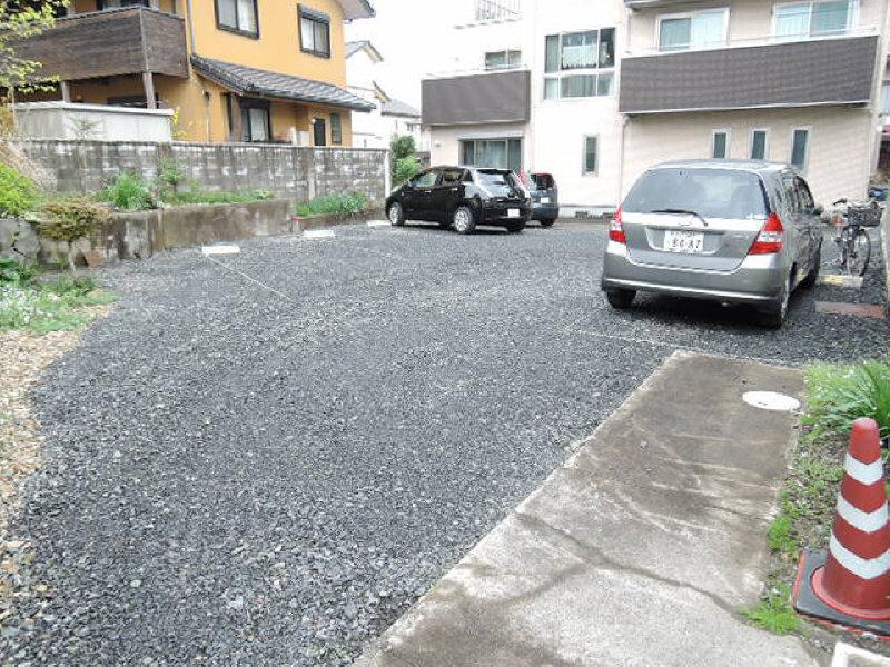 安達梅香パーキングの外観・駐車場イメージ2枚目
