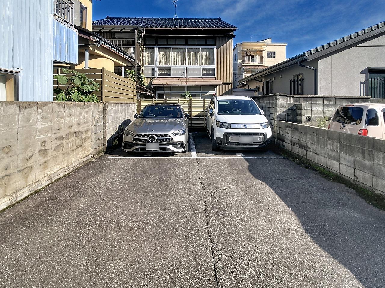 パーキング彦三の外観・駐車場イメージ2枚目